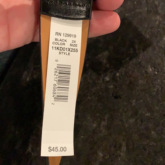 Brand new Kenneth Cole Leather Belts - Picture 2 of 2